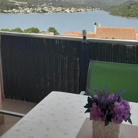 Apartman Anita Rogoznica