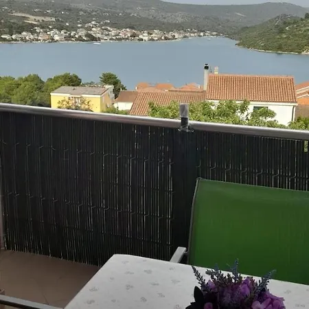 Apartman Anita Rogoznica
