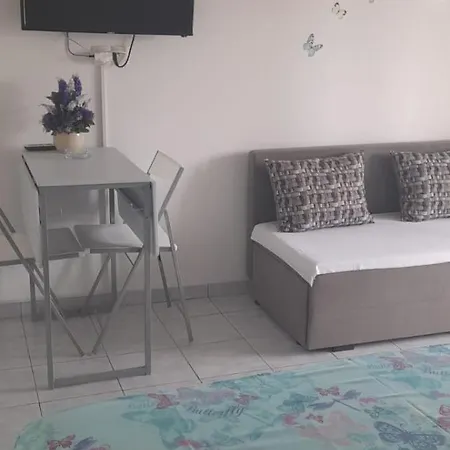 Anita Rogoznica (Sibenik-Knin)