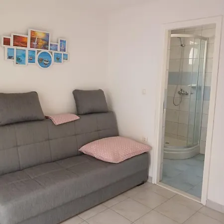 Anita Apartment