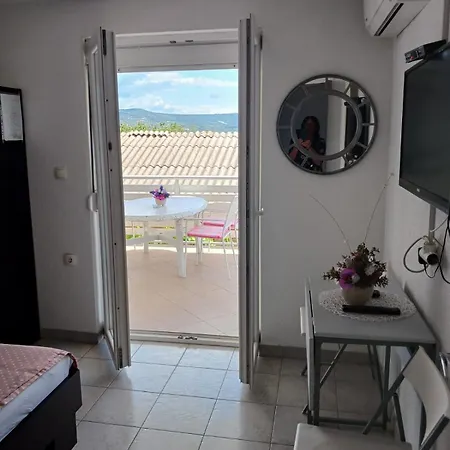 Anita Apartman