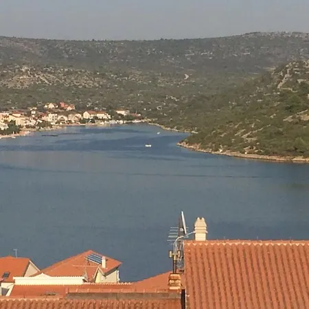 Apartment Anita Rogoznica (Sibenik-Knin)